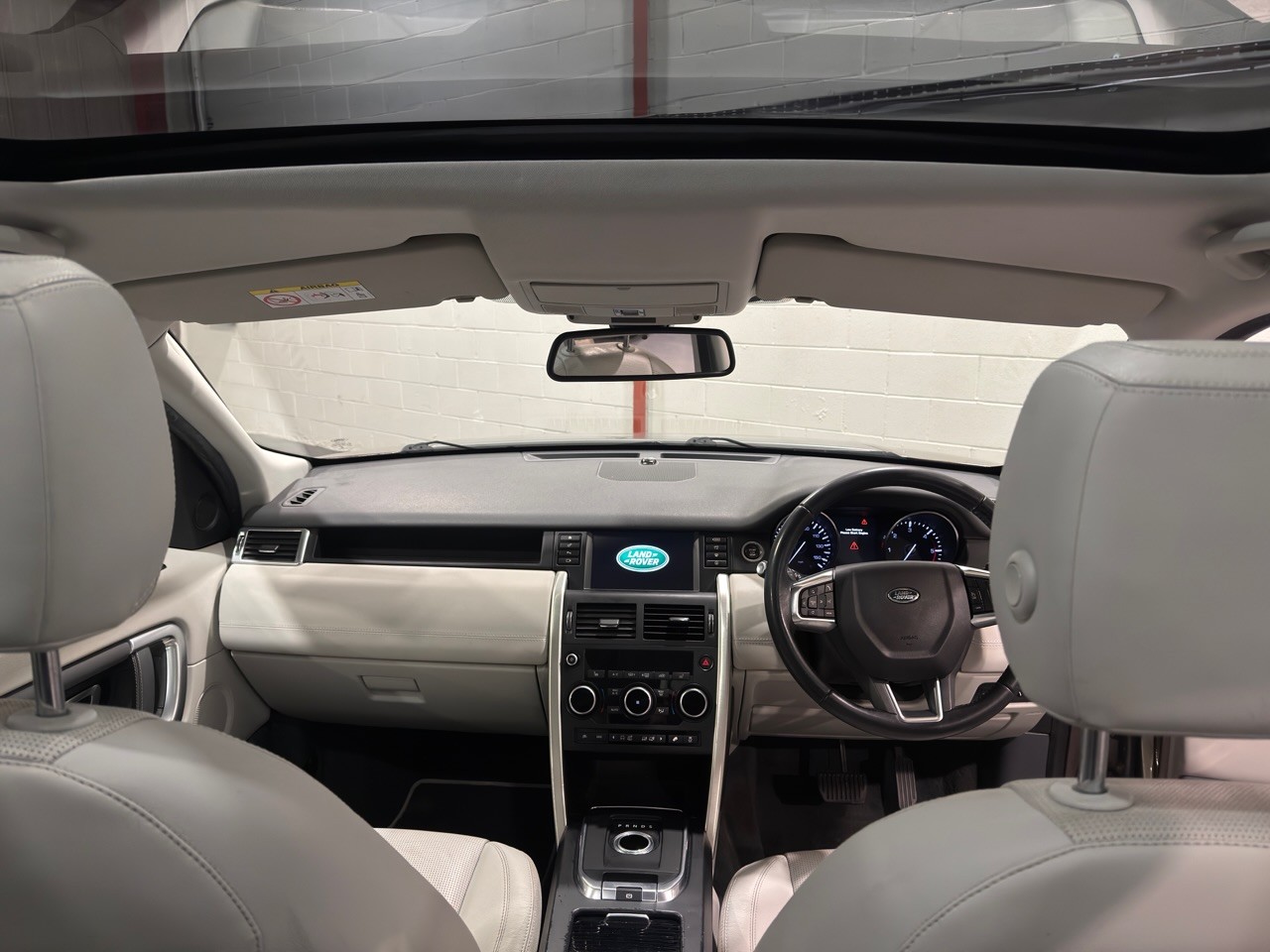 Used Land Rover Discovery Sport 2015 for sale - 76517822: Photo 10