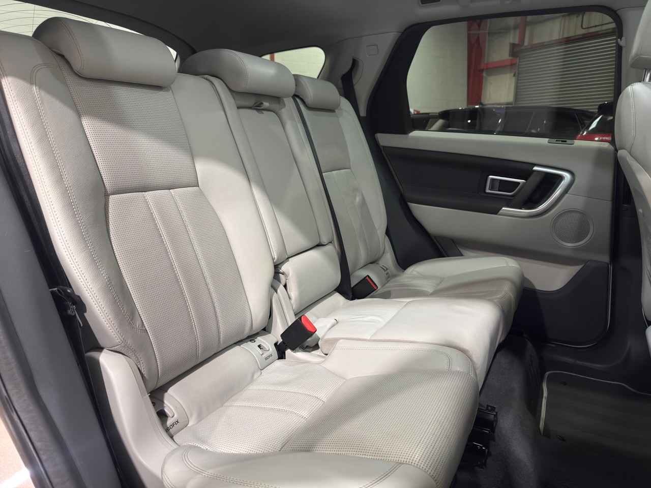 Used Land Rover Discovery Sport 2015 for sale - 76517822: Photo 11