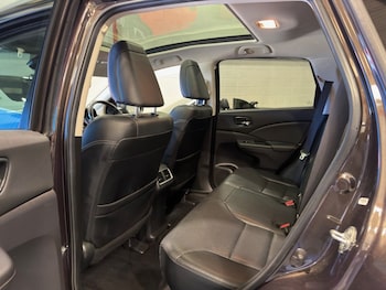 Used Honda CR-V 2017 for sale - 79193563: Photo