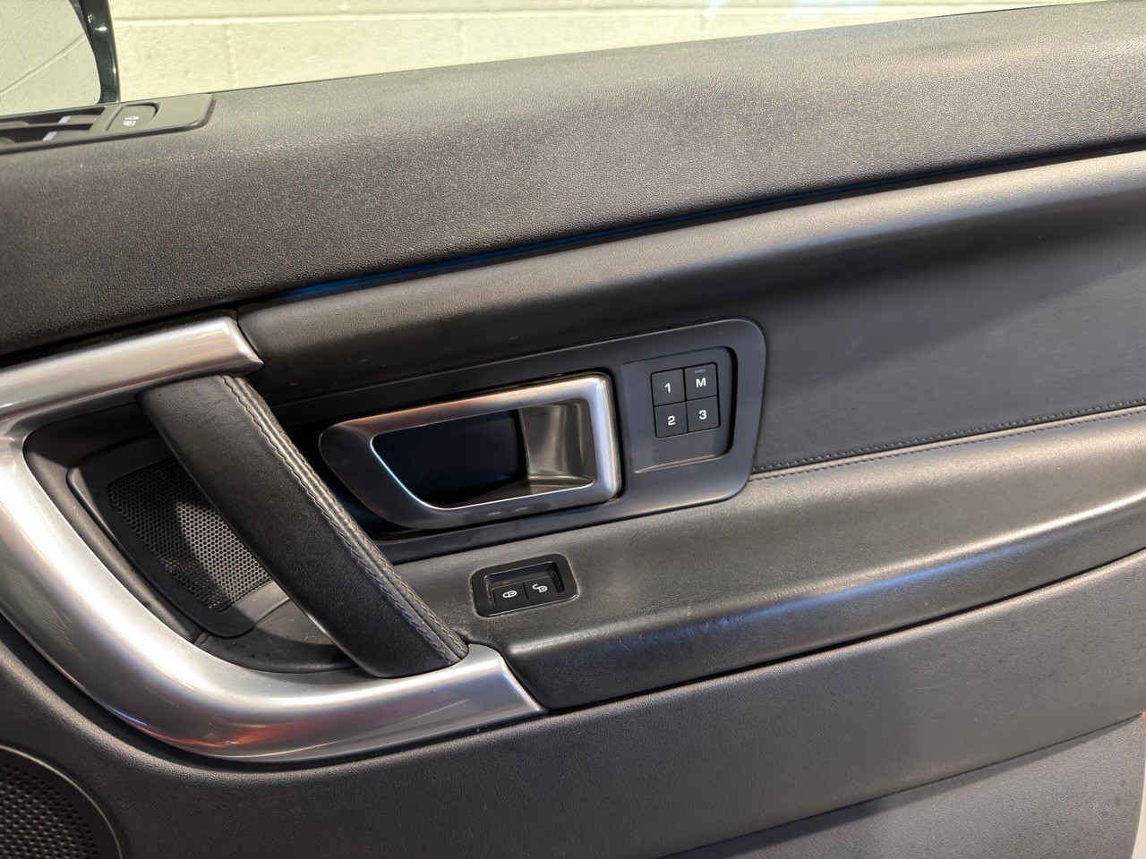 Used Land Rover Discovery Sport 2015 for sale - 77721216: Photo 12