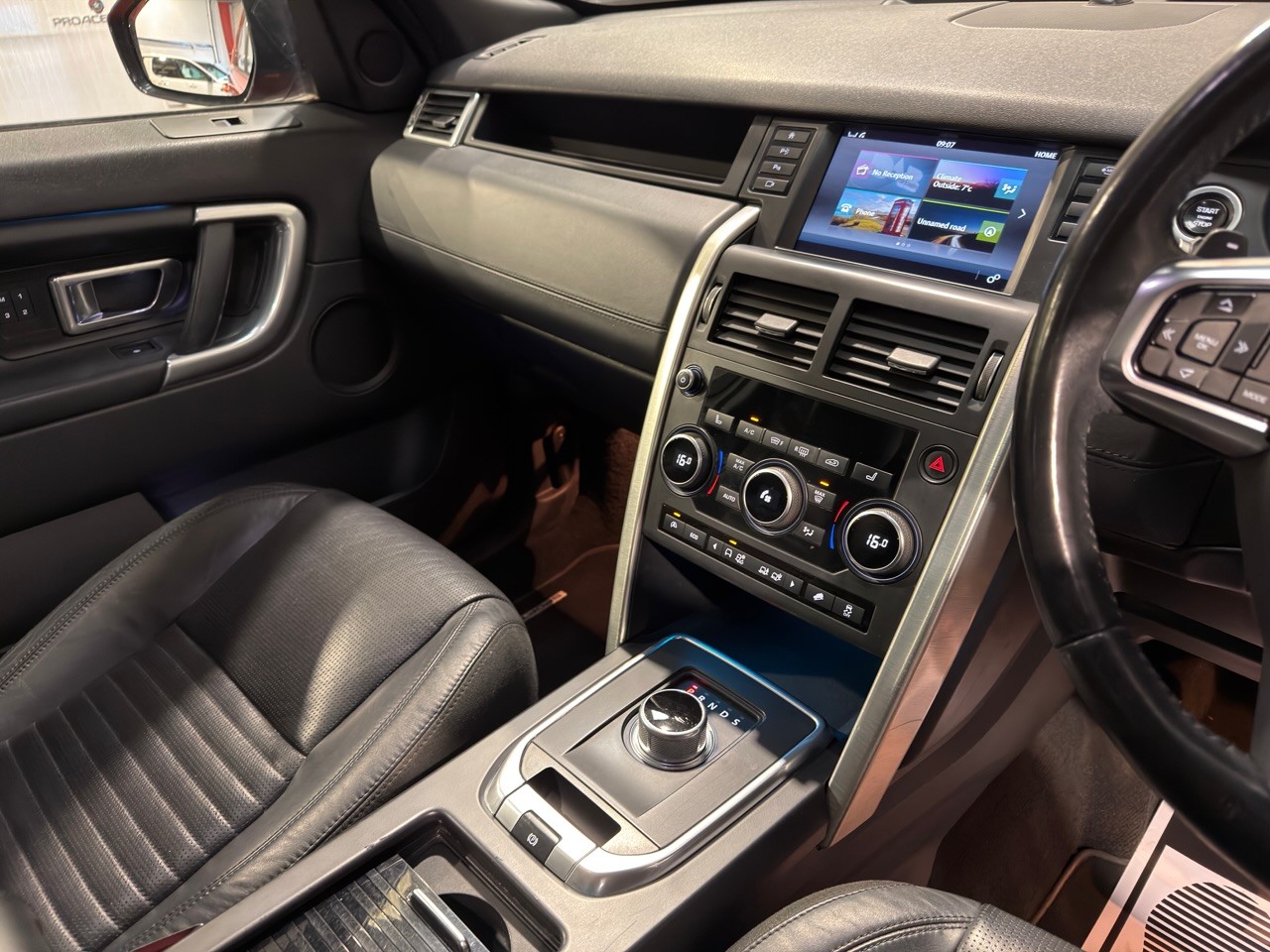 Used Land Rover Discovery Sport 2015 for sale - 77721216: Photo 16