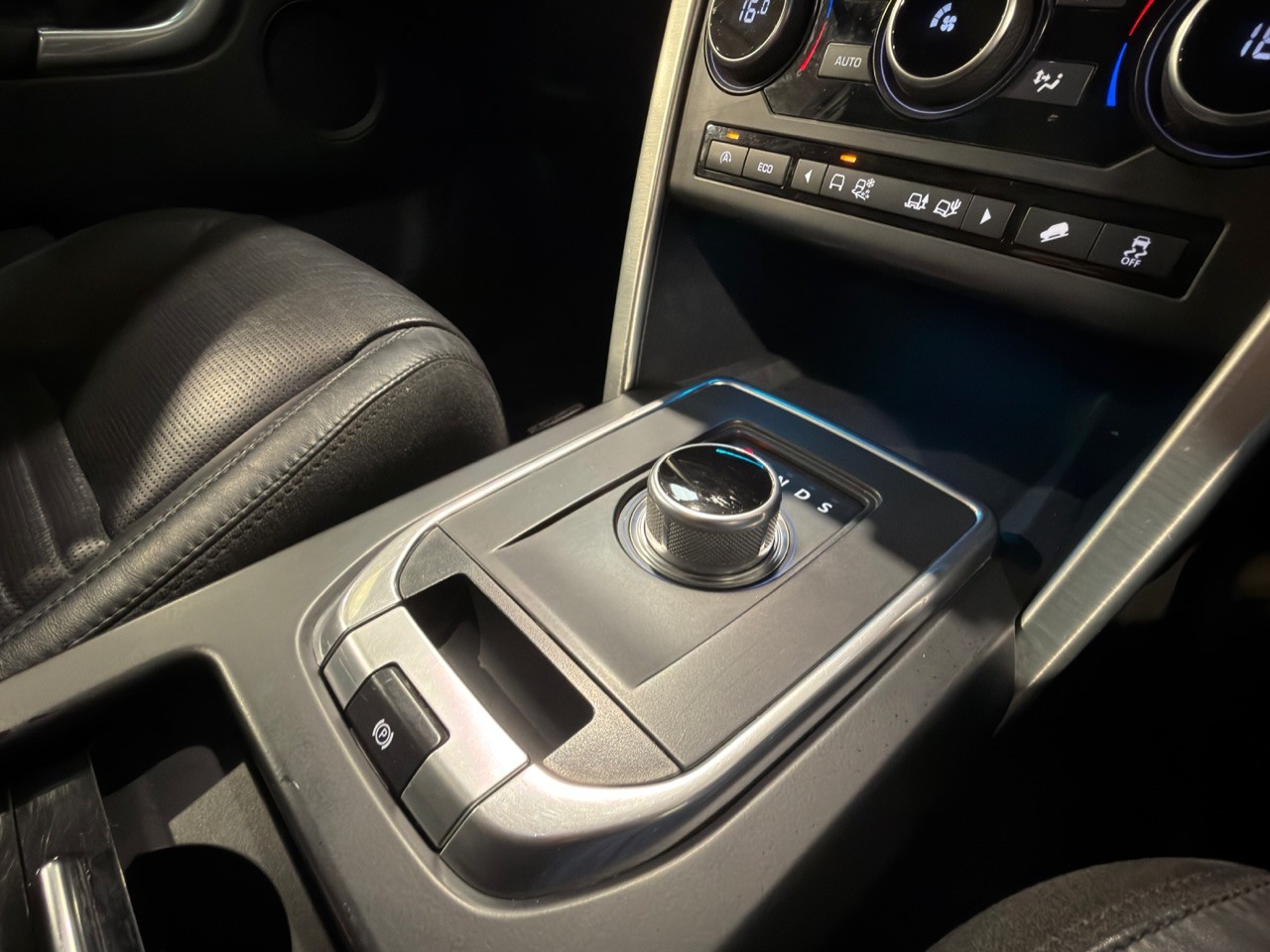 Used Land Rover Discovery Sport 2015 for sale - 77721216: Photo 28