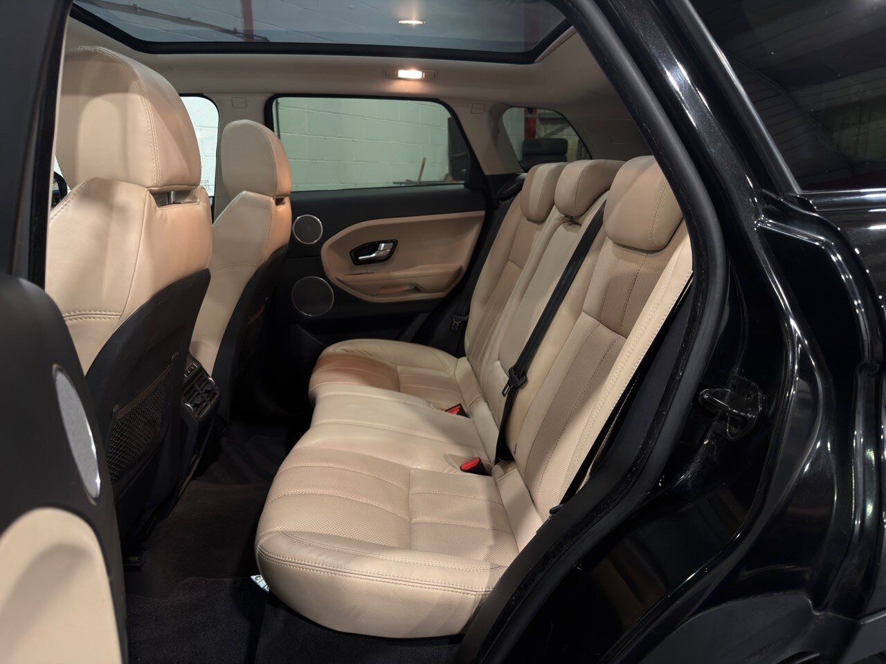 Used Land Rover Range Rover Evoque 2015 for sale - 77409535: Photo 16