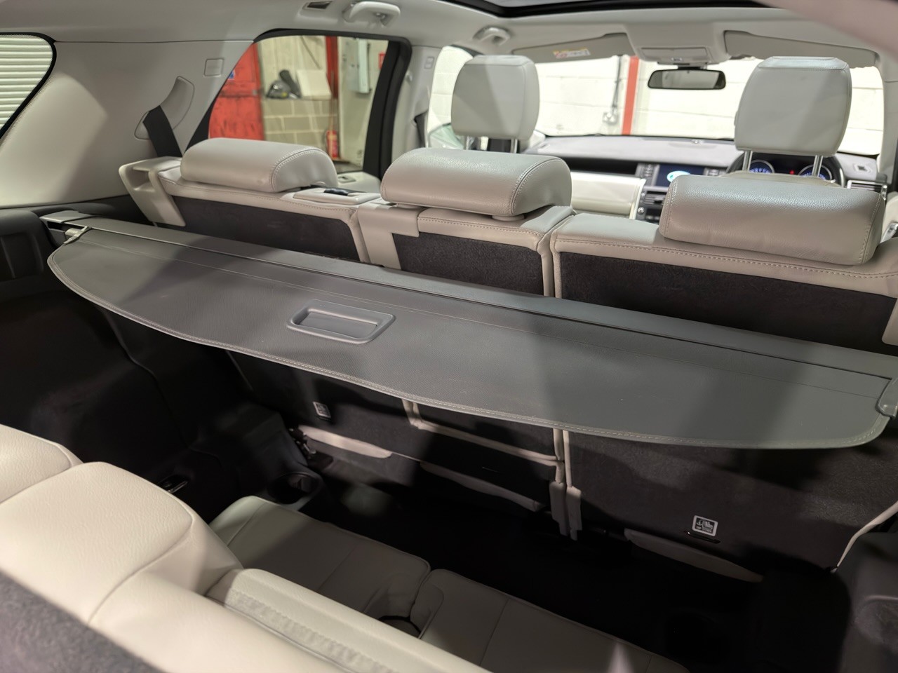 Used Land Rover Discovery Sport 2015 for sale - 77069110: Photo 15