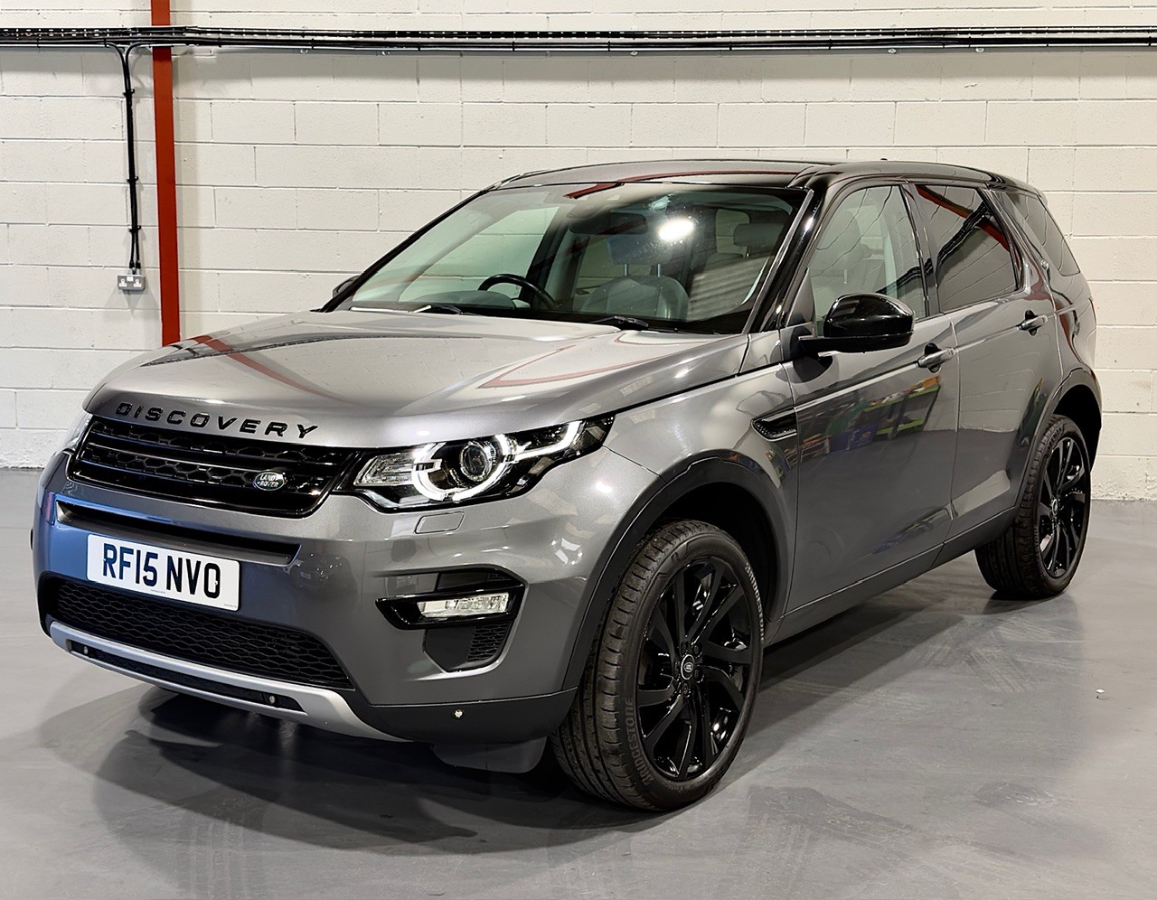 Used Land Rover Discovery Sport 2015 for sale - 77069110: Photo 2