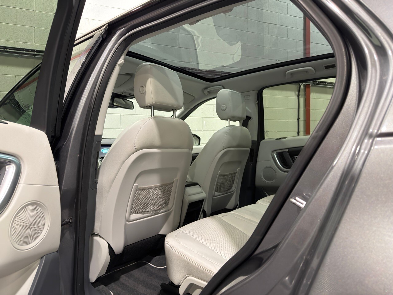 Used Land Rover Discovery Sport 2015 for sale - 77069110: Photo 9