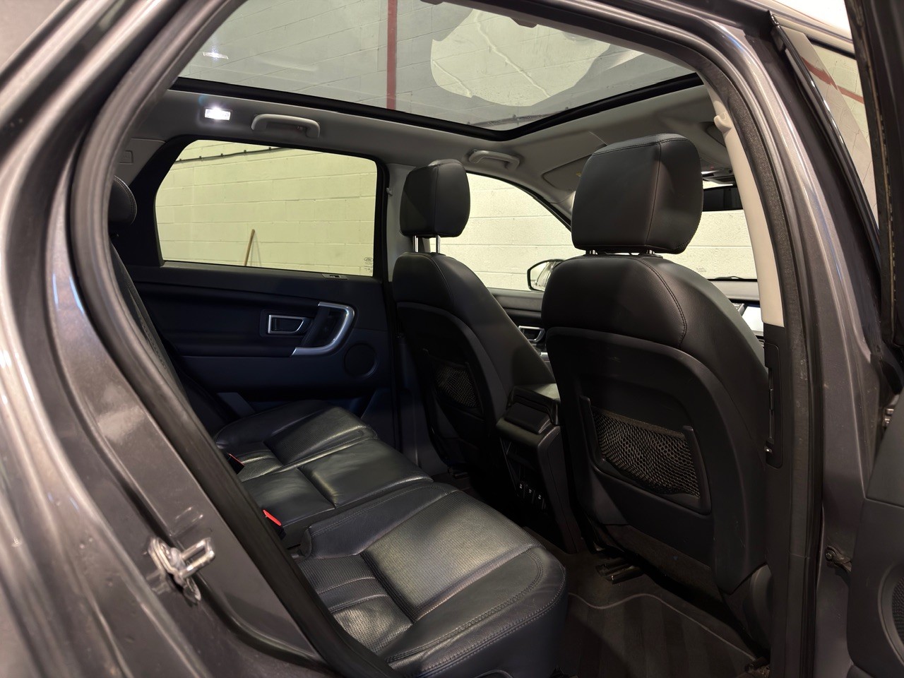 Used Land Rover Discovery Sport 2015 for sale - 77241889: Photo 13