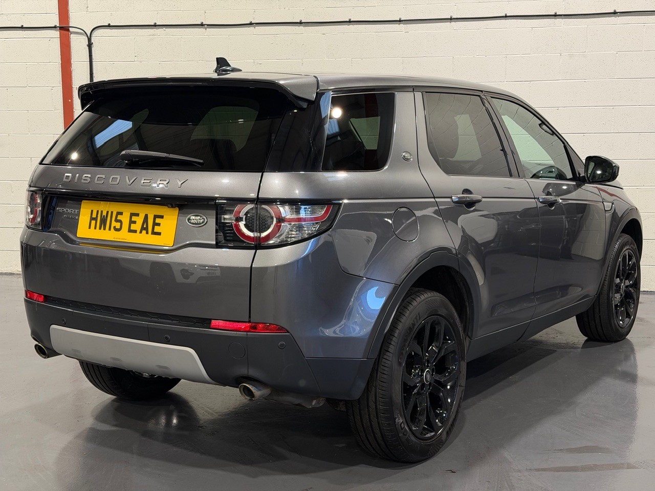 Used Land Rover Discovery Sport 2015 for sale - 77241889: Photo 3