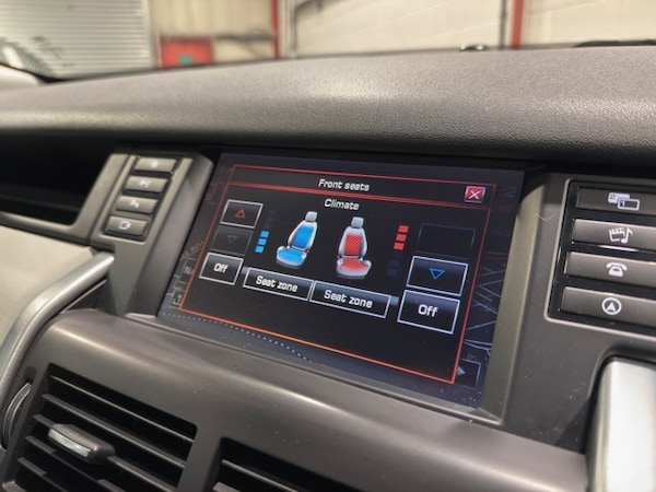 Used Land Rover Discovery Sport 2015 for sale - 76312384: Photo 21