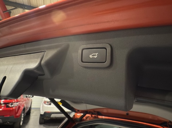 Used Land Rover Discovery Sport 2015 for sale - 76312384: Photo 28