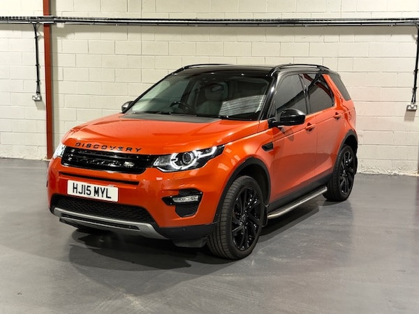 Used Land Rover Discovery Sport 2015 for sale - 76312384: Photo 2