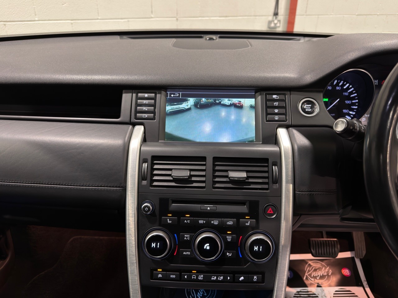 Used Land Rover Discovery Sport 2015 for sale - 76963261: Photo 16