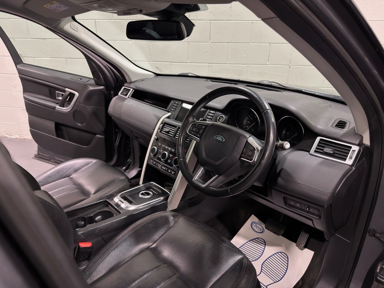 Used Land Rover Discovery Sport 2015 for sale - 76845010: Photo 14