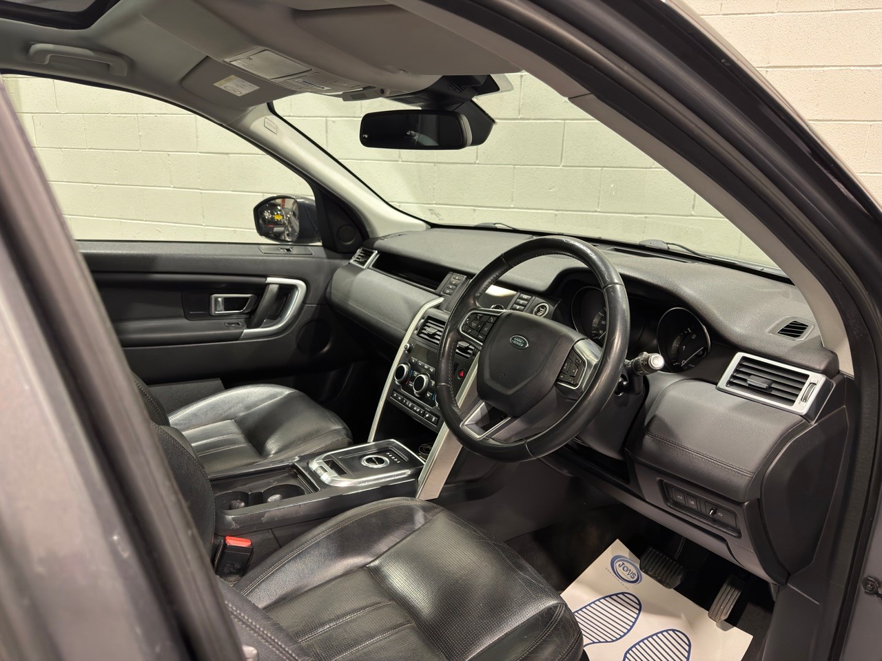 Used Land Rover Discovery Sport 2015 for sale - 76845010: Photo 7