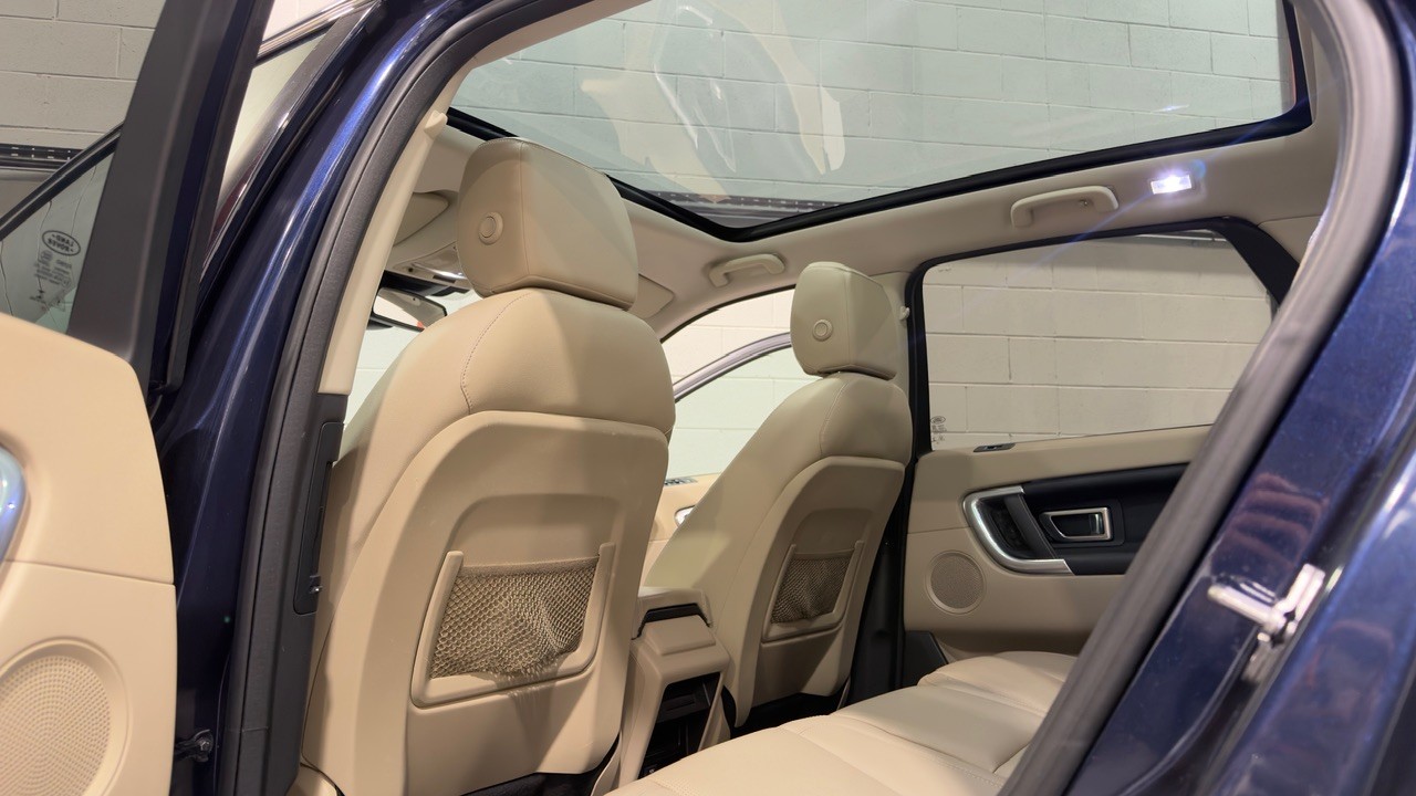 Used Land Rover Discovery Sport 2015 for sale - 78143742: Photo 16