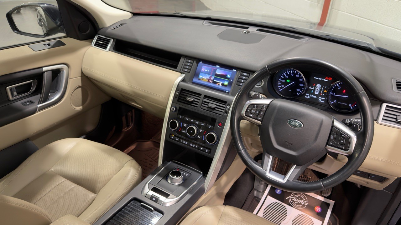 Used Land Rover Discovery Sport 2015 for sale - 78143742: Photo 18