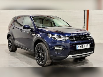 Used Land Rover Discovery Sport 2015 for sale - 78143742: Photo