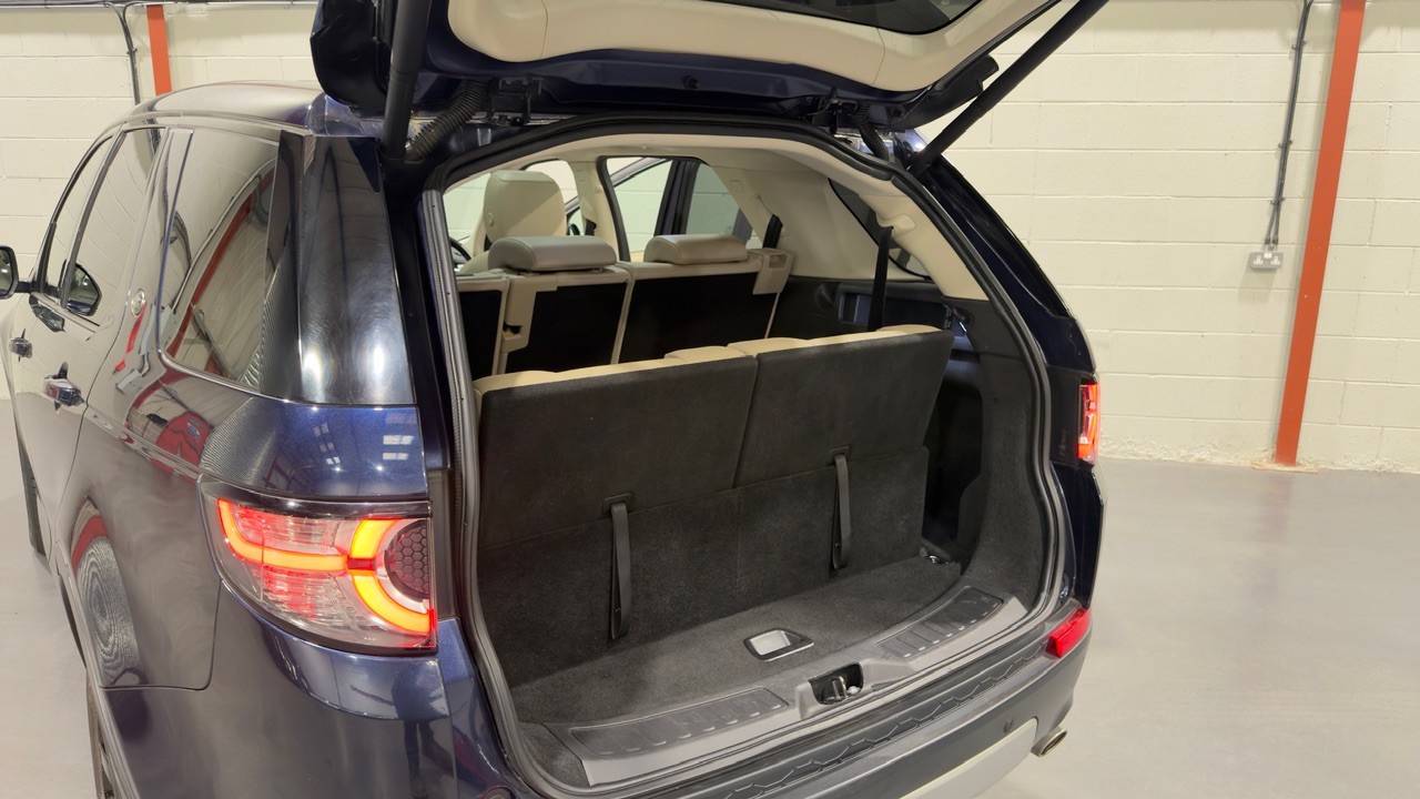 Used Land Rover Discovery Sport 2015 for sale - 78143742: Photo 20