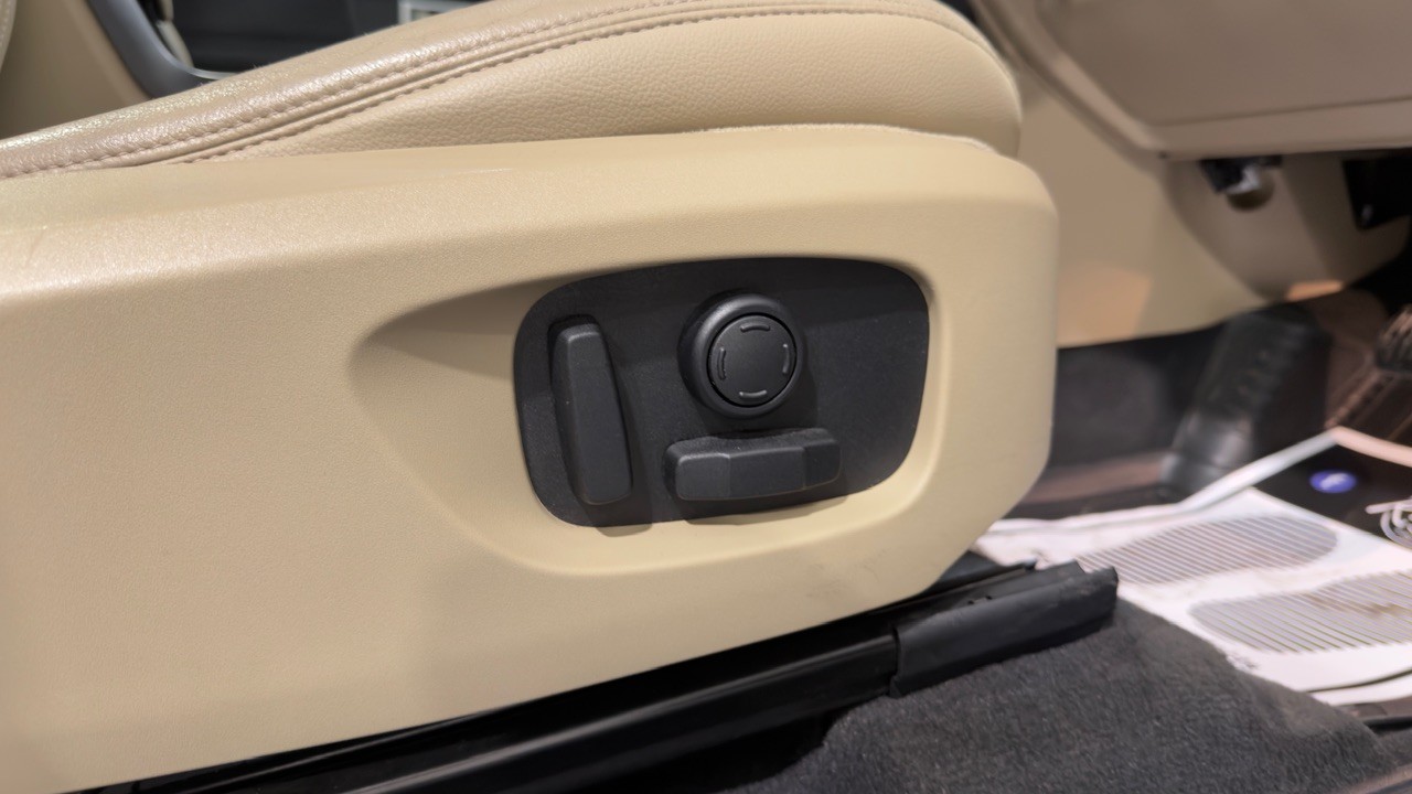 Used Land Rover Discovery Sport 2015 for sale - 78143742: Photo 23