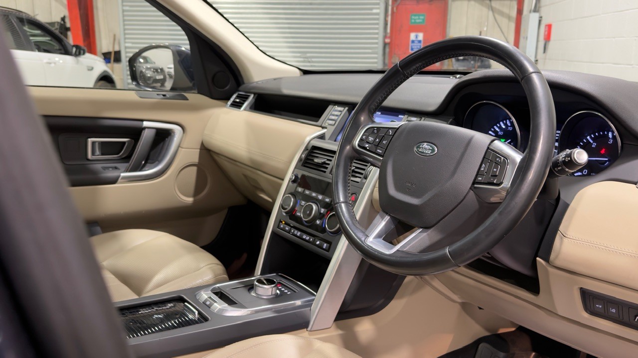 Used Land Rover Discovery Sport 2015 for sale - 78143742: Photo 27