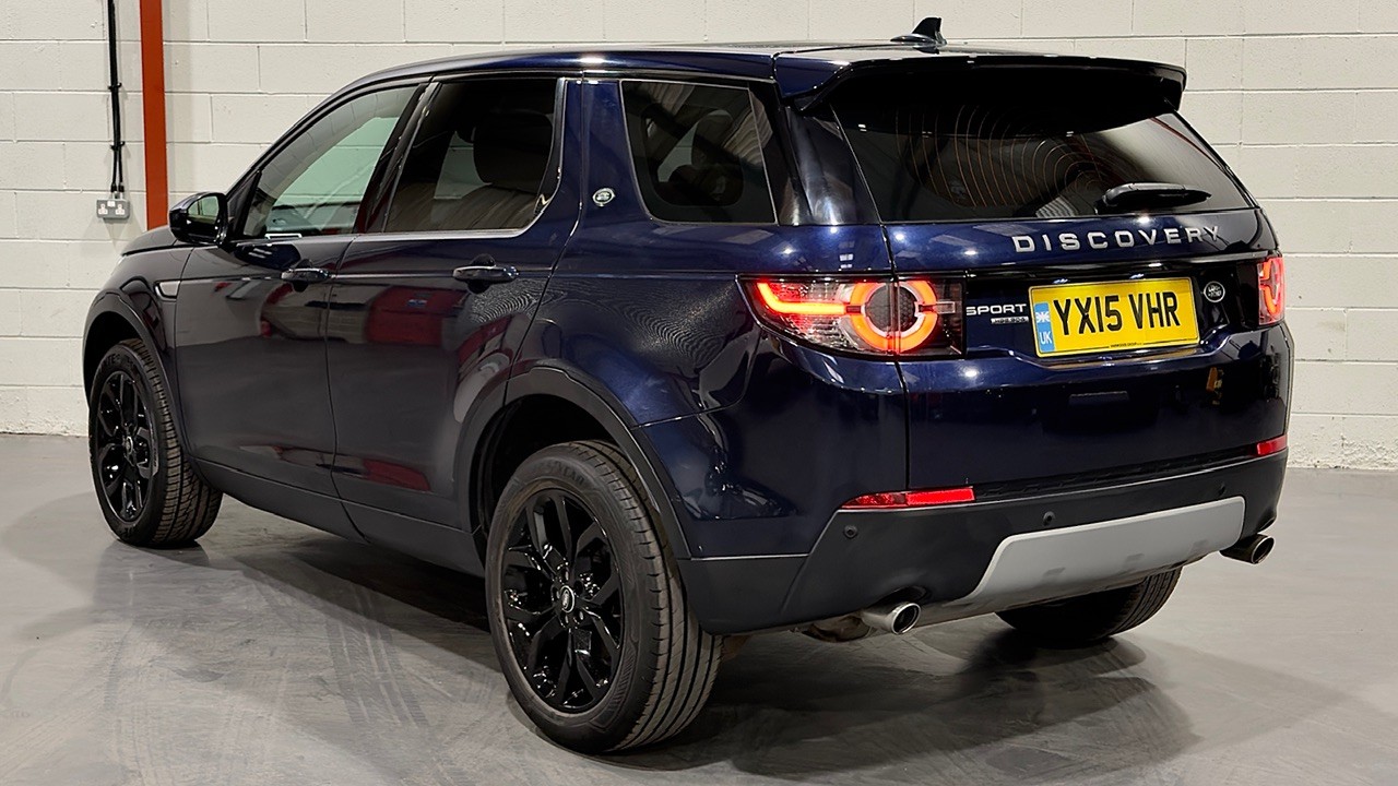 Used Land Rover Discovery Sport 2015 for sale - 78143742: Photo 5