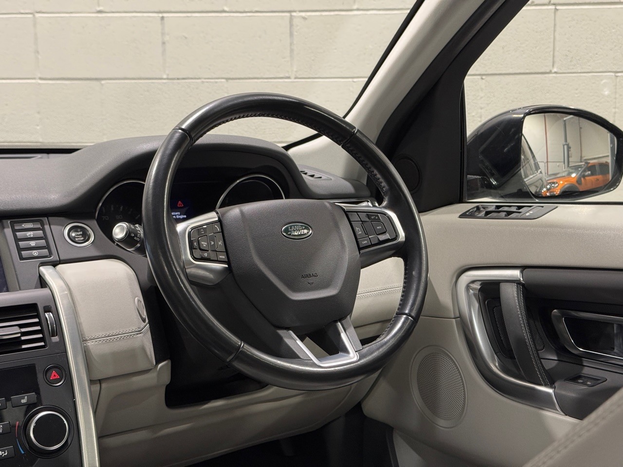 Used Land Rover Discovery Sport 2015 for sale - 76517764: Photo 10