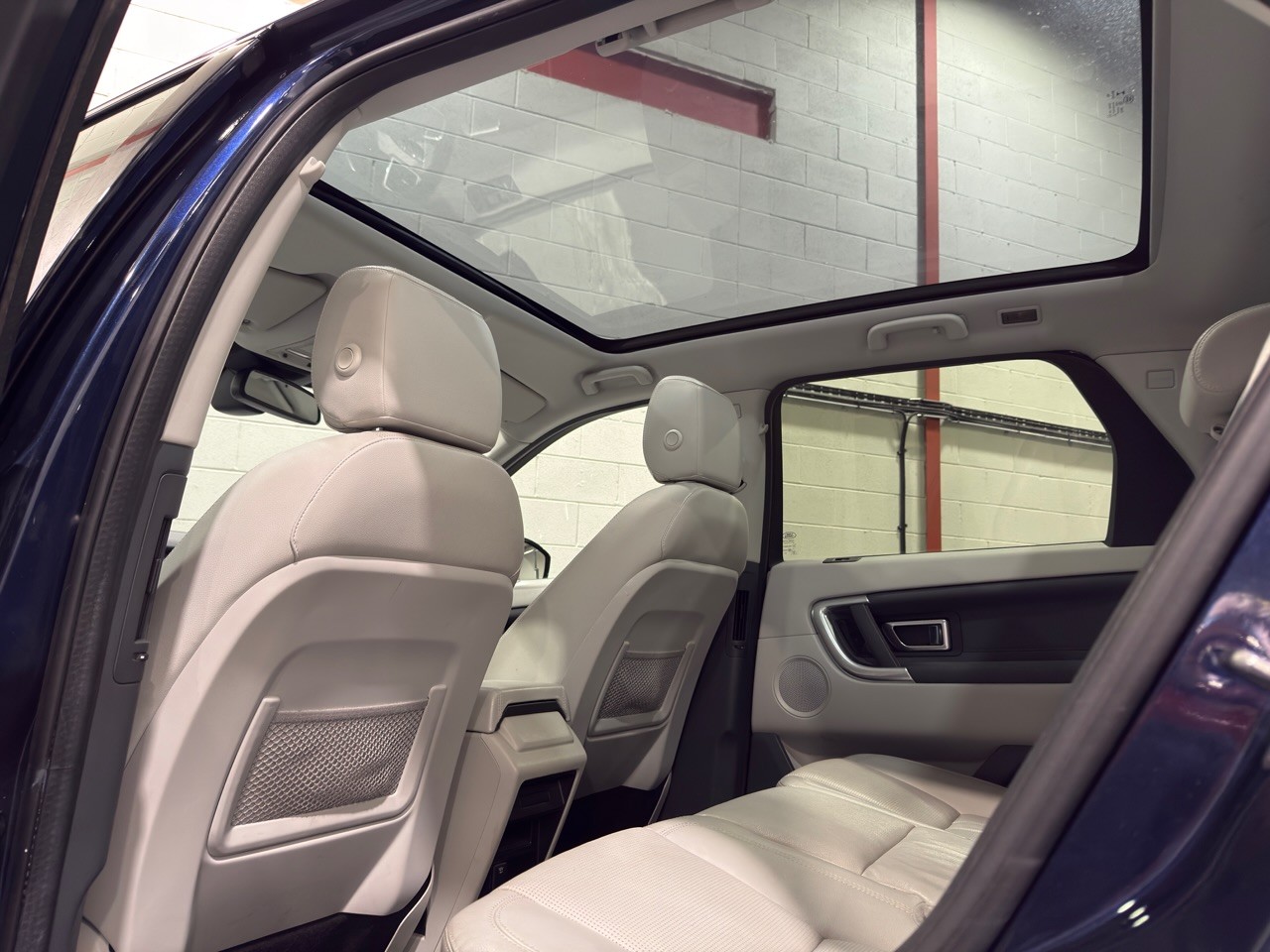 Used Land Rover Discovery Sport 2015 for sale - 76517764: Photo 12