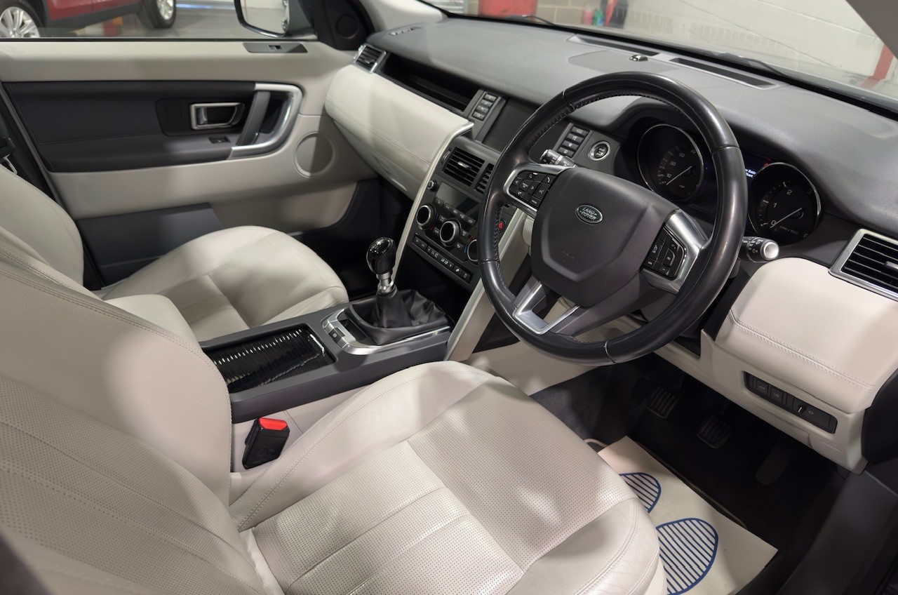 Used Land Rover Discovery Sport 2015 for sale - 76517764: Photo 6