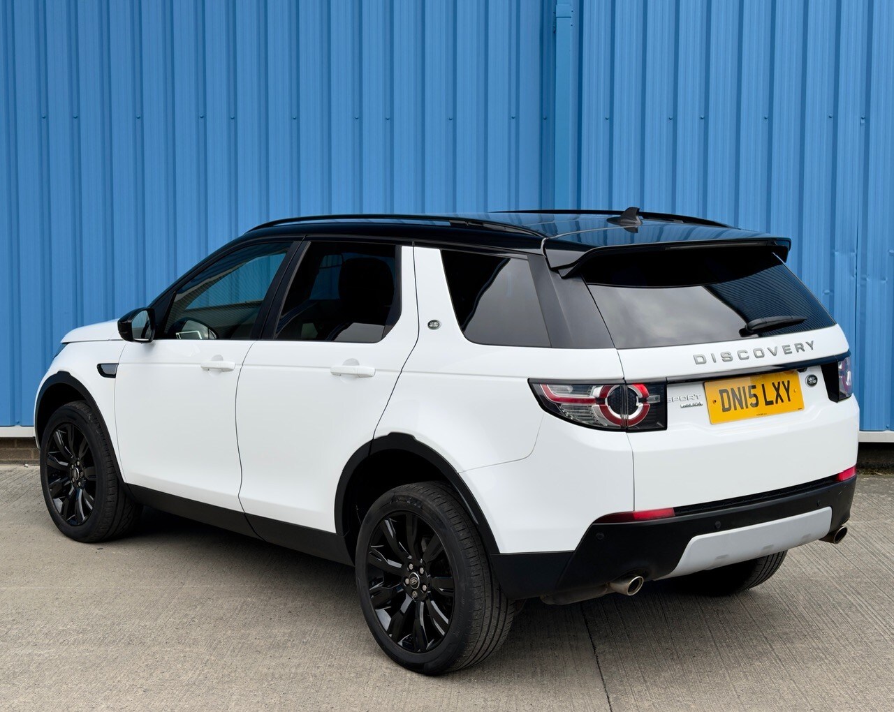 Used Land Rover Discovery Sport 2015 for sale - 77973736: Photo 3