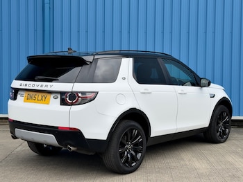 Used Land Rover Discovery Sport 2015 for sale - 77973736: Photo