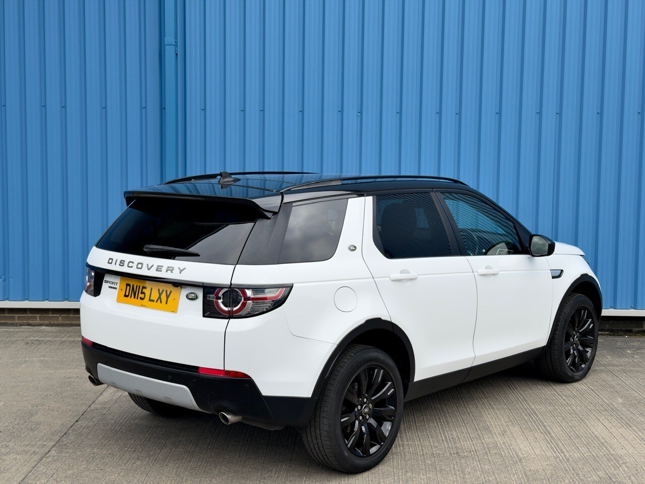 Used Land Rover Discovery Sport 2015 for sale - 77973736: Photo 5