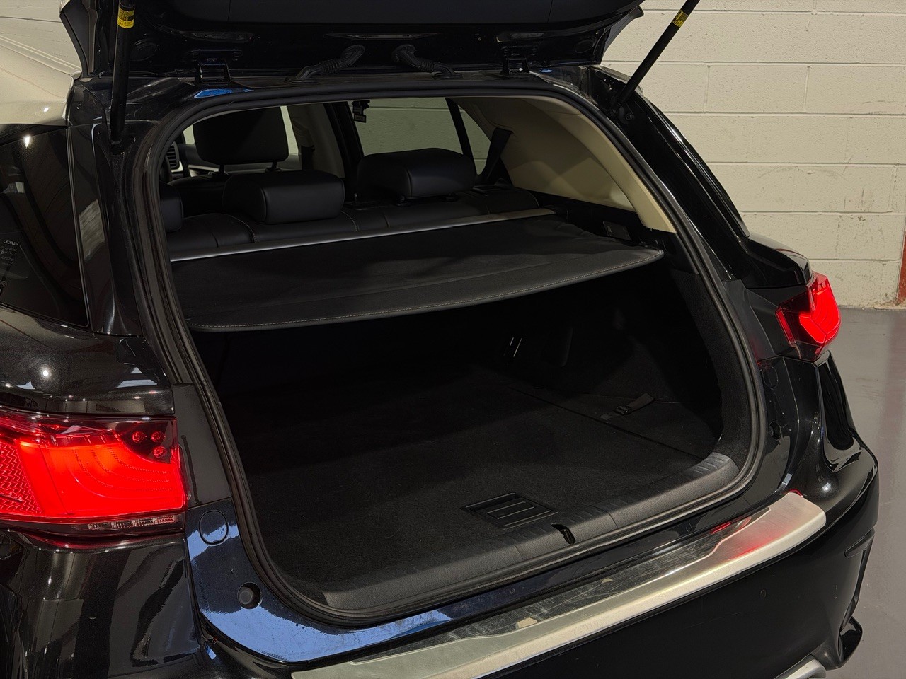 Used Lexus CT 2017 for sale - 77237100: Photo 10