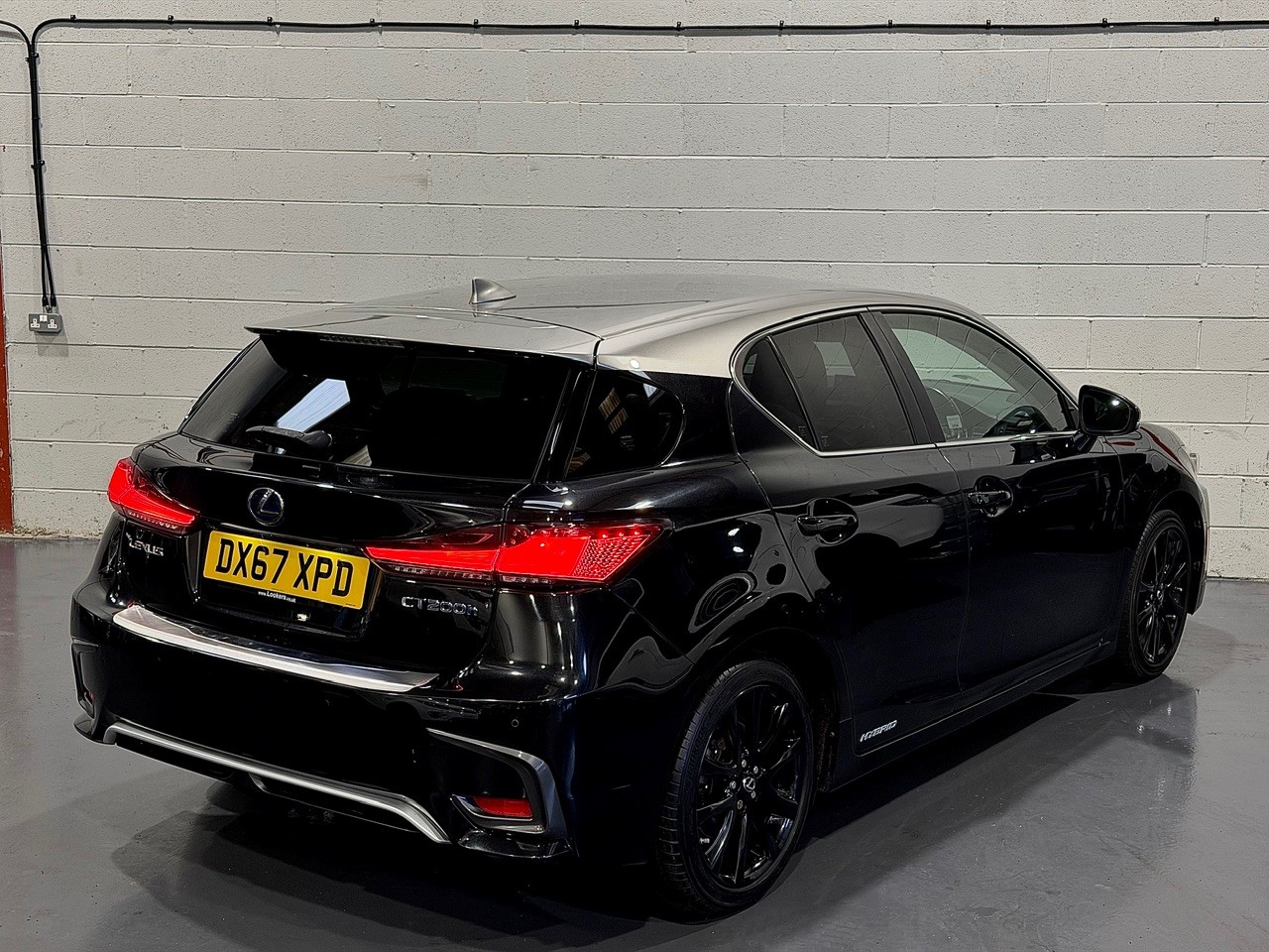 Used Lexus CT 2017 for sale - 77237100: Photo 3