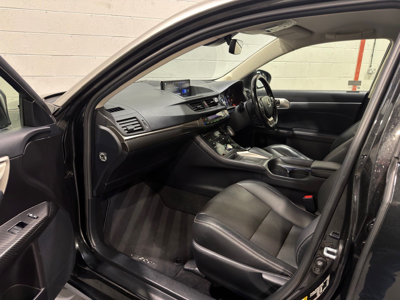 Used Lexus CT 2017 for sale - 77237100: Photo 9