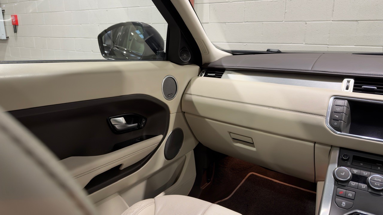 Used Land Rover Range Rover Evoque 2015 for sale - 77113121: Photo 15