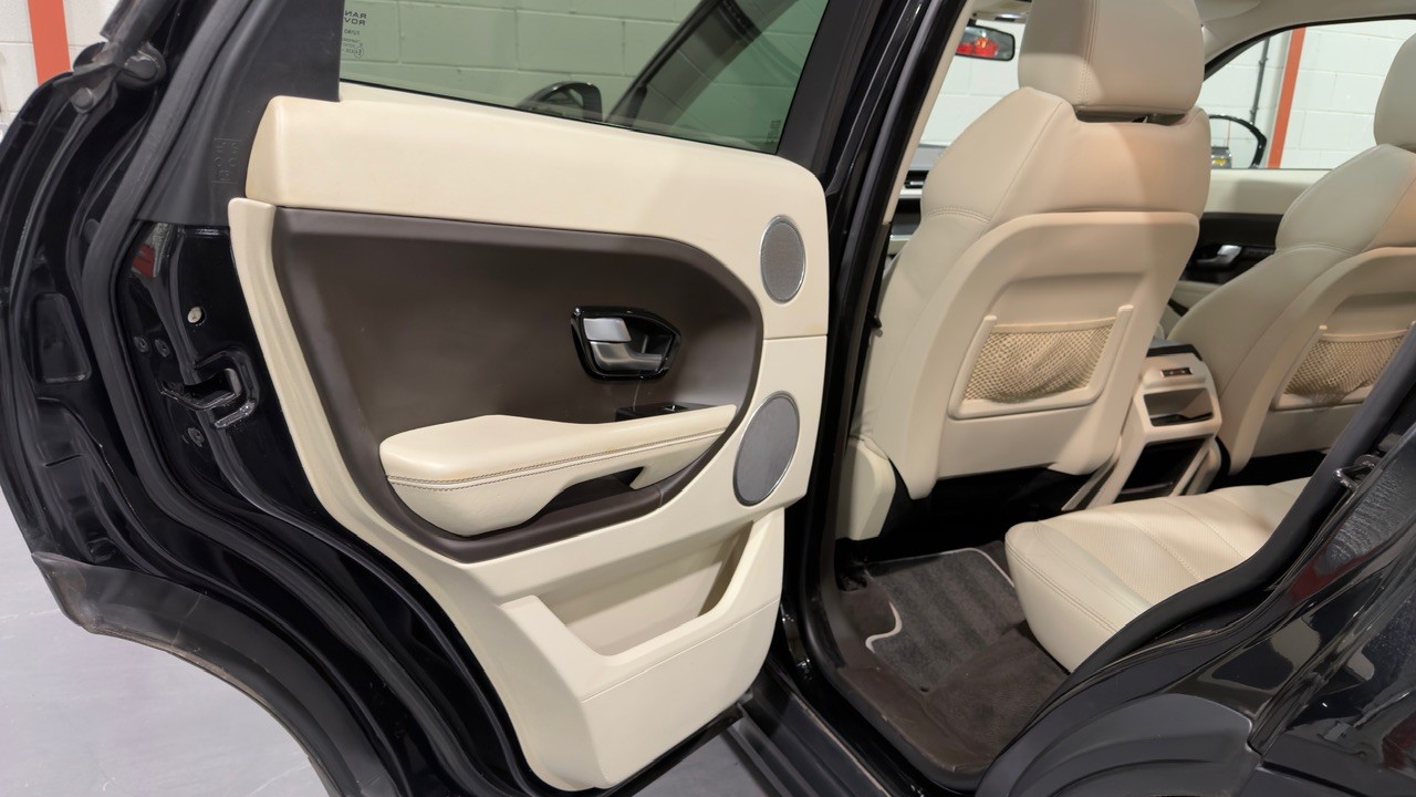 Used Land Rover Range Rover Evoque 2015 for sale - 77113121: Photo 16