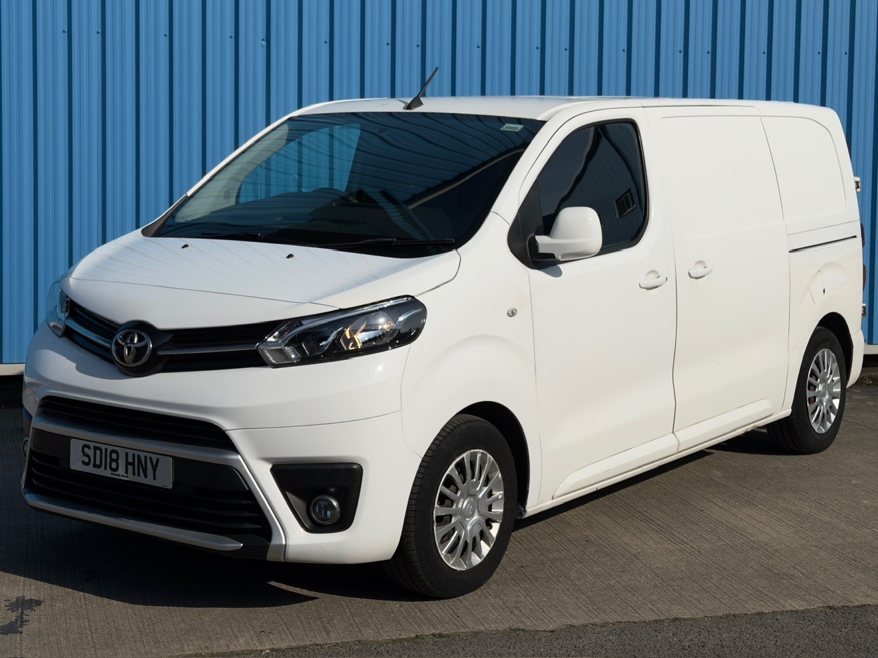 Used Toyota ProAce 2018 for sale - 77979960: Photo 1