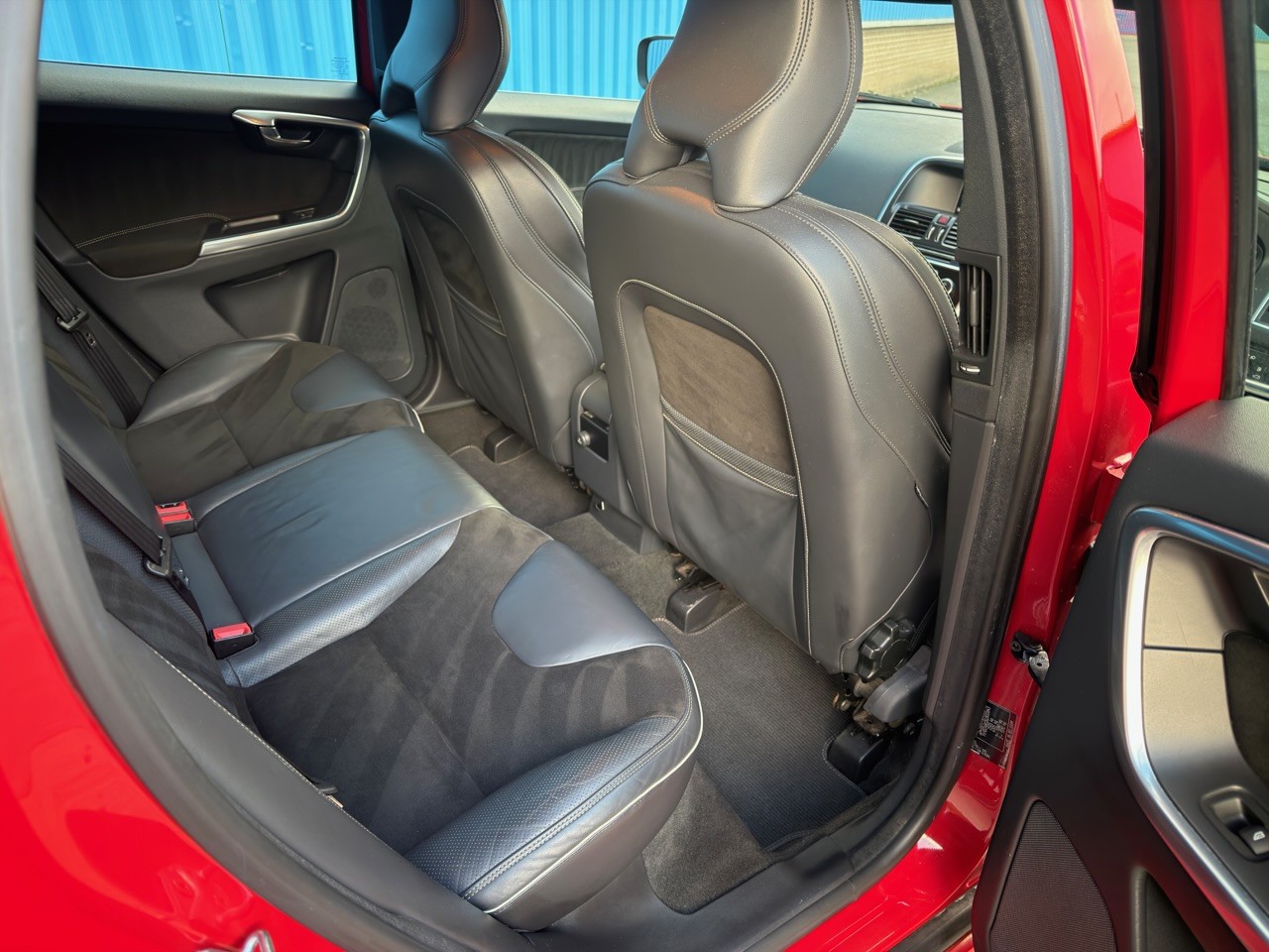 Used Volvo XC60 2015 for sale - 77931285: Photo 17