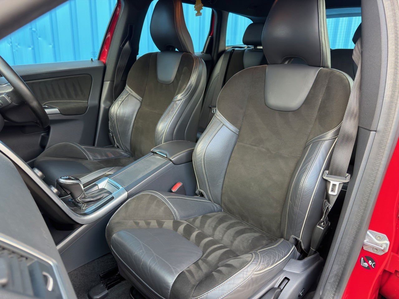 Used Volvo XC60 2015 for sale - 77931285: Photo 7