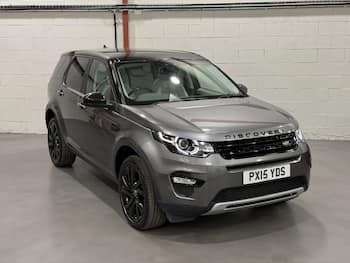 Used Land Rover Discovery Sport 2015 for sale - 79680629: Photo