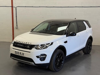Used Land Rover Discovery Sport 2015 for sale - 79340861: Photo