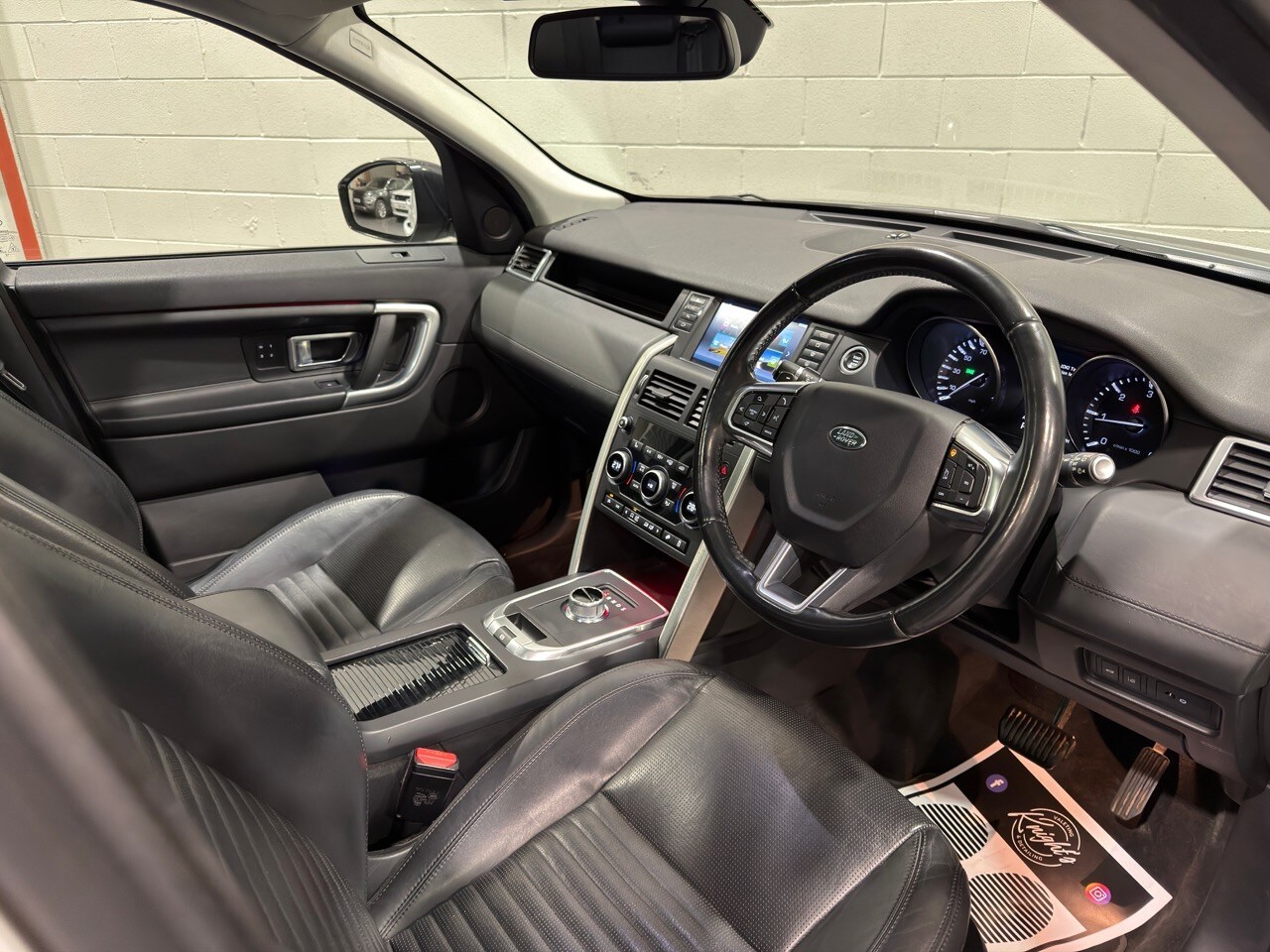 Used Land Rover Discovery Sport 2015 for sale - 77901280: Photo 11