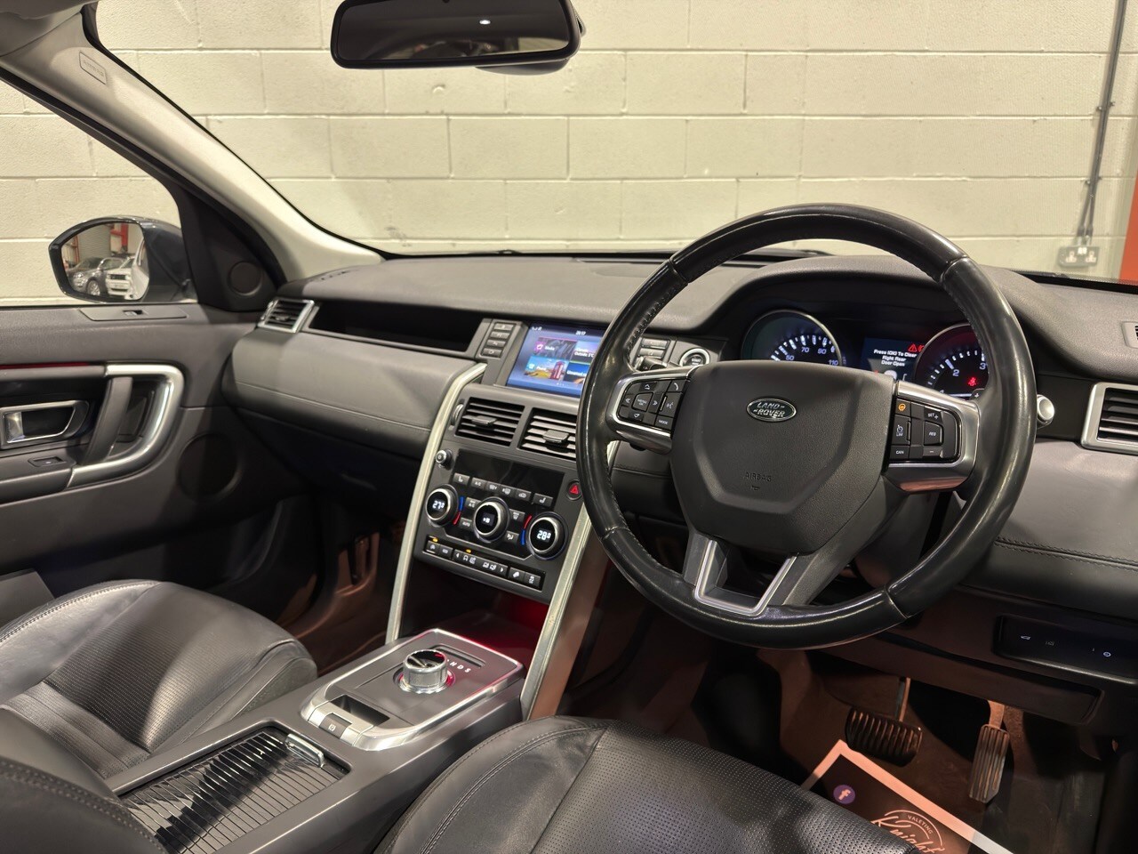 Used Land Rover Discovery Sport 2015 for sale - 77901280: Photo 18