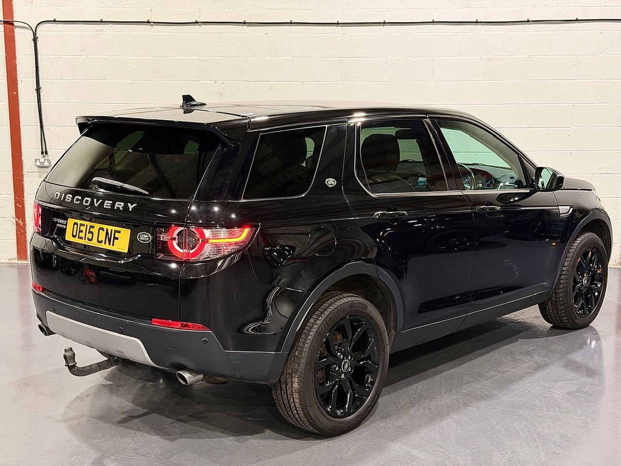 Used Land Rover Discovery Sport 2015 for sale - 77555112: Photo 3