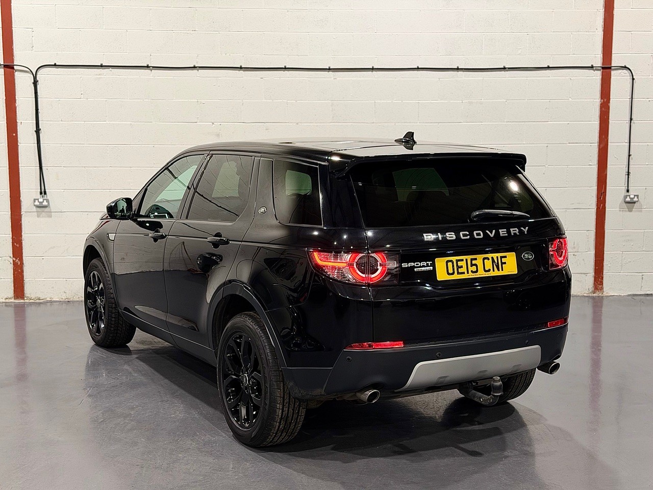 Used Land Rover Discovery Sport 2015 for sale - 77555112: Photo 5