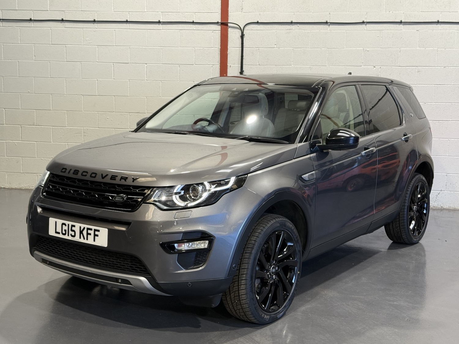 Used Land Rover Discovery Sport 2015 for sale - 76624445: Photo 6