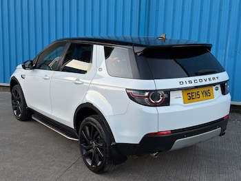 Used Land Rover Discovery Sport 2015 for sale - 77973734: Photo