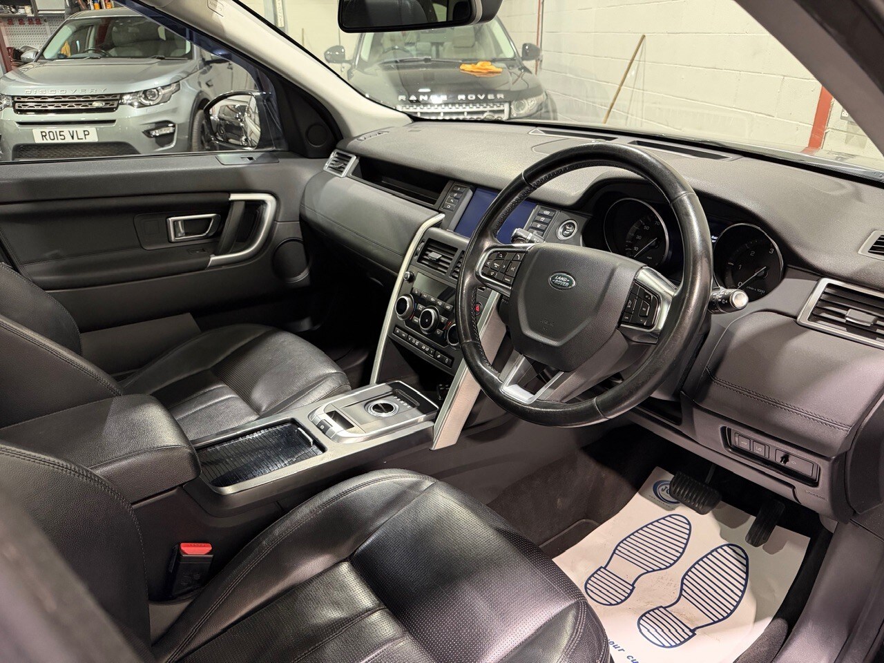 Used Land Rover Discovery Sport 2015 for sale - 77555124: Photo 10