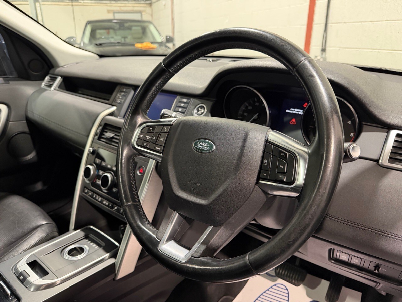 Used Land Rover Discovery Sport 2015 for sale - 77555124: Photo 18