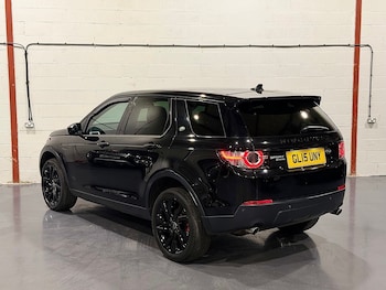 Used Land Rover Discovery Sport 2015 for sale - 77555124: Photo